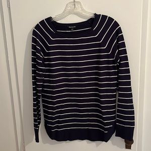 Pink Clover Valencia Curved Hem Pullover